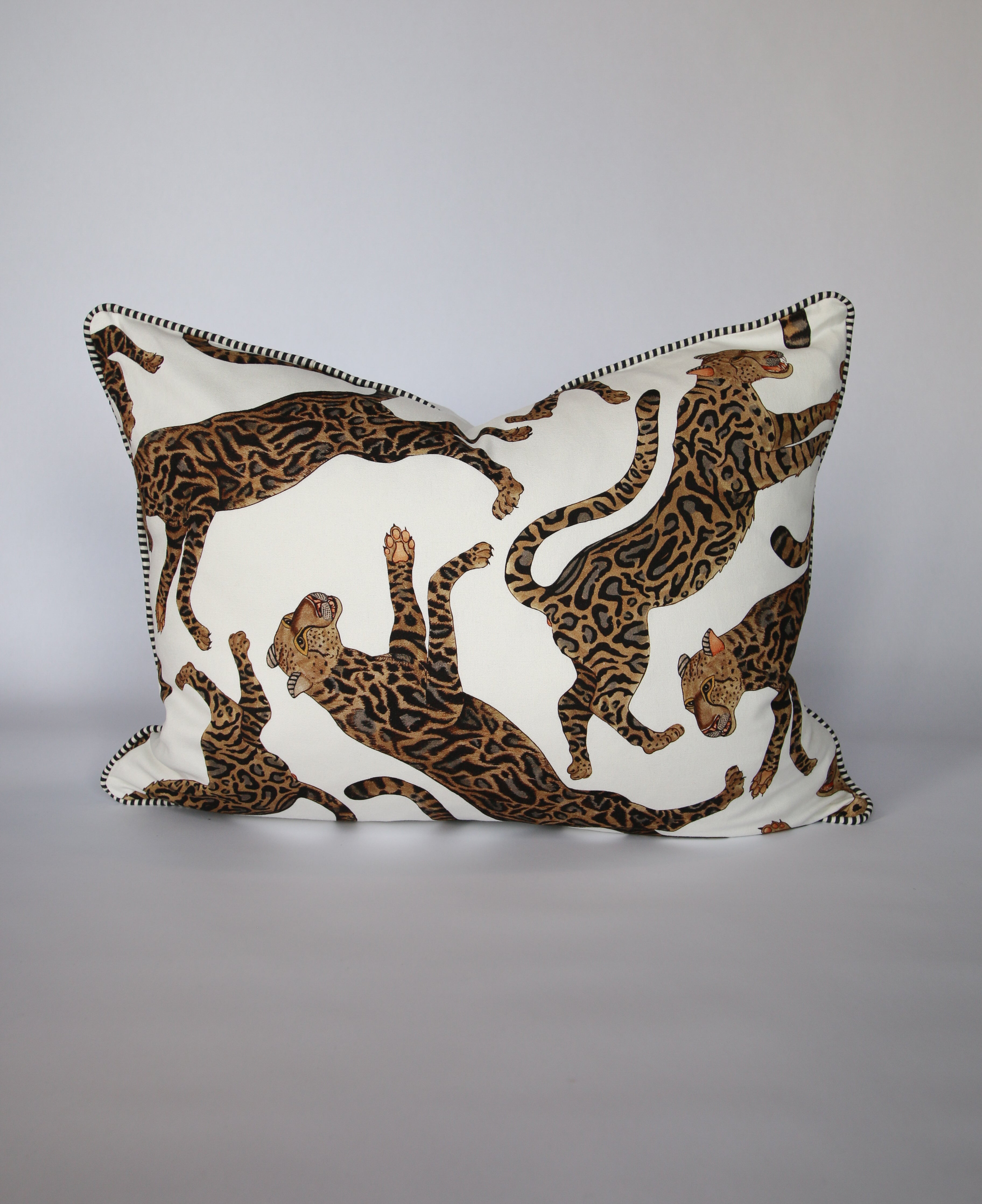 Cheetah King Chalk | Linen