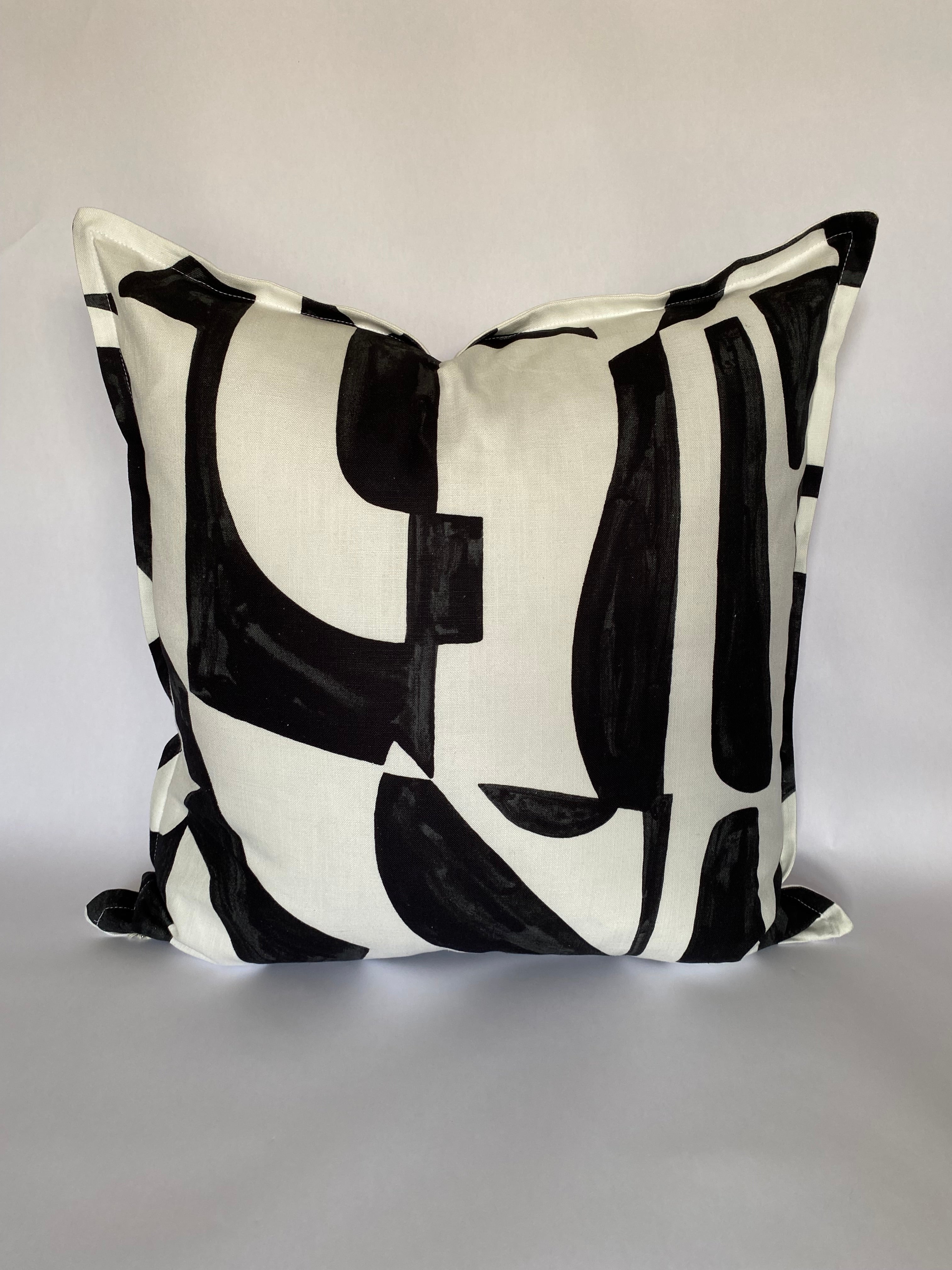 Miwok White & Black