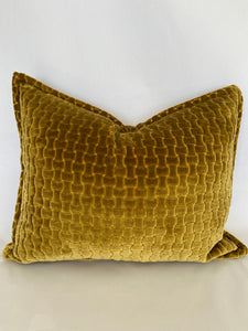 Luminor Gold Velvet