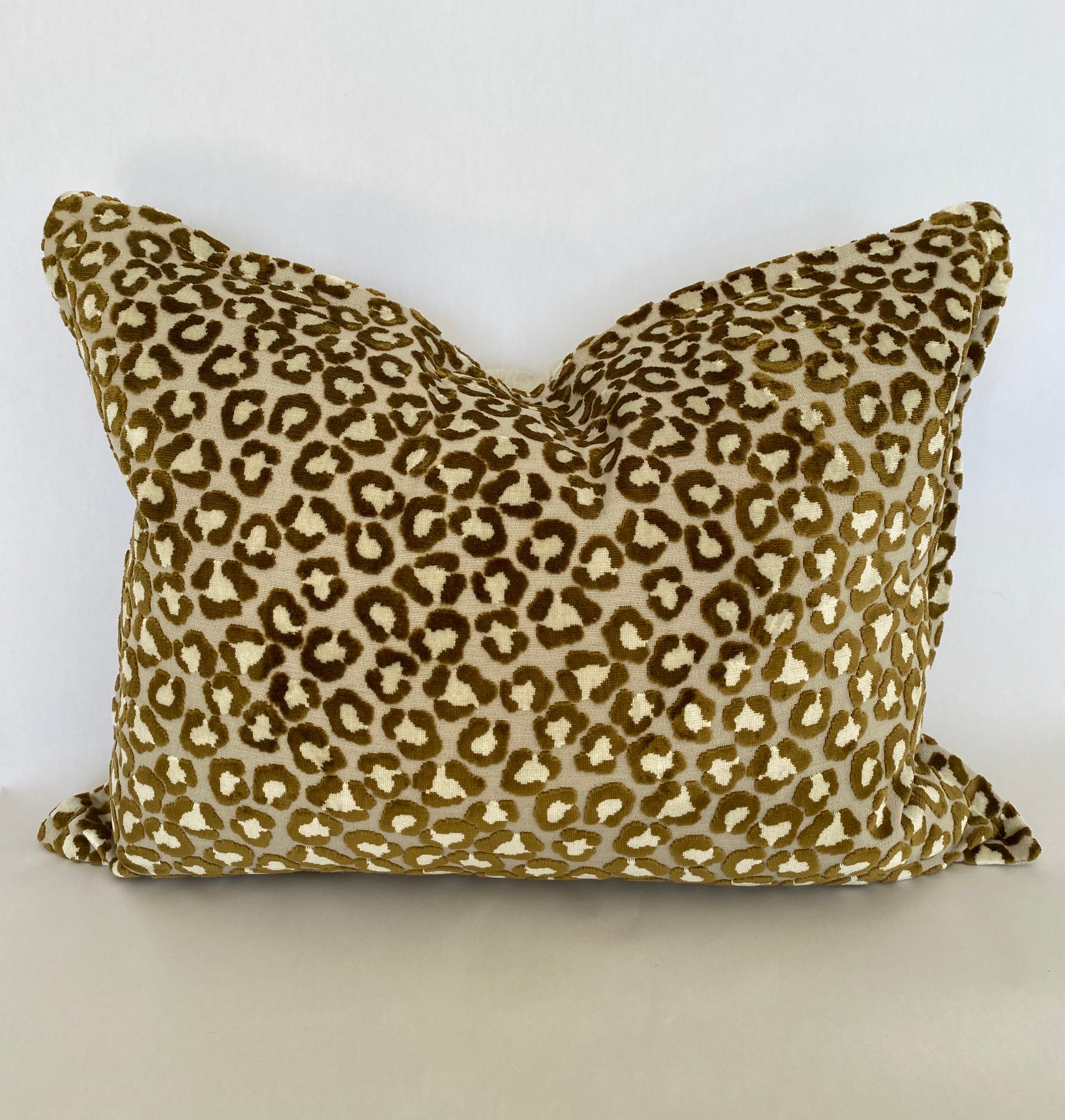 Feline Velvet Leopard