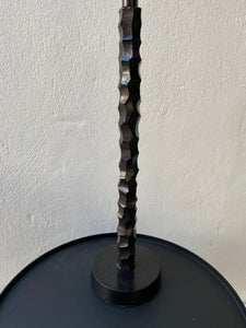 Gloss finish table lamp